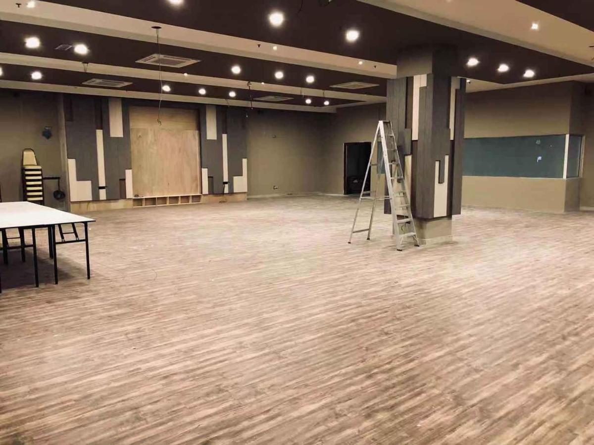 Frazel Inn Hotel Parit Buntar Exteriör bild